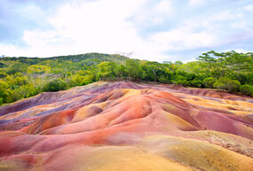 Go to Seven Coloured Earths